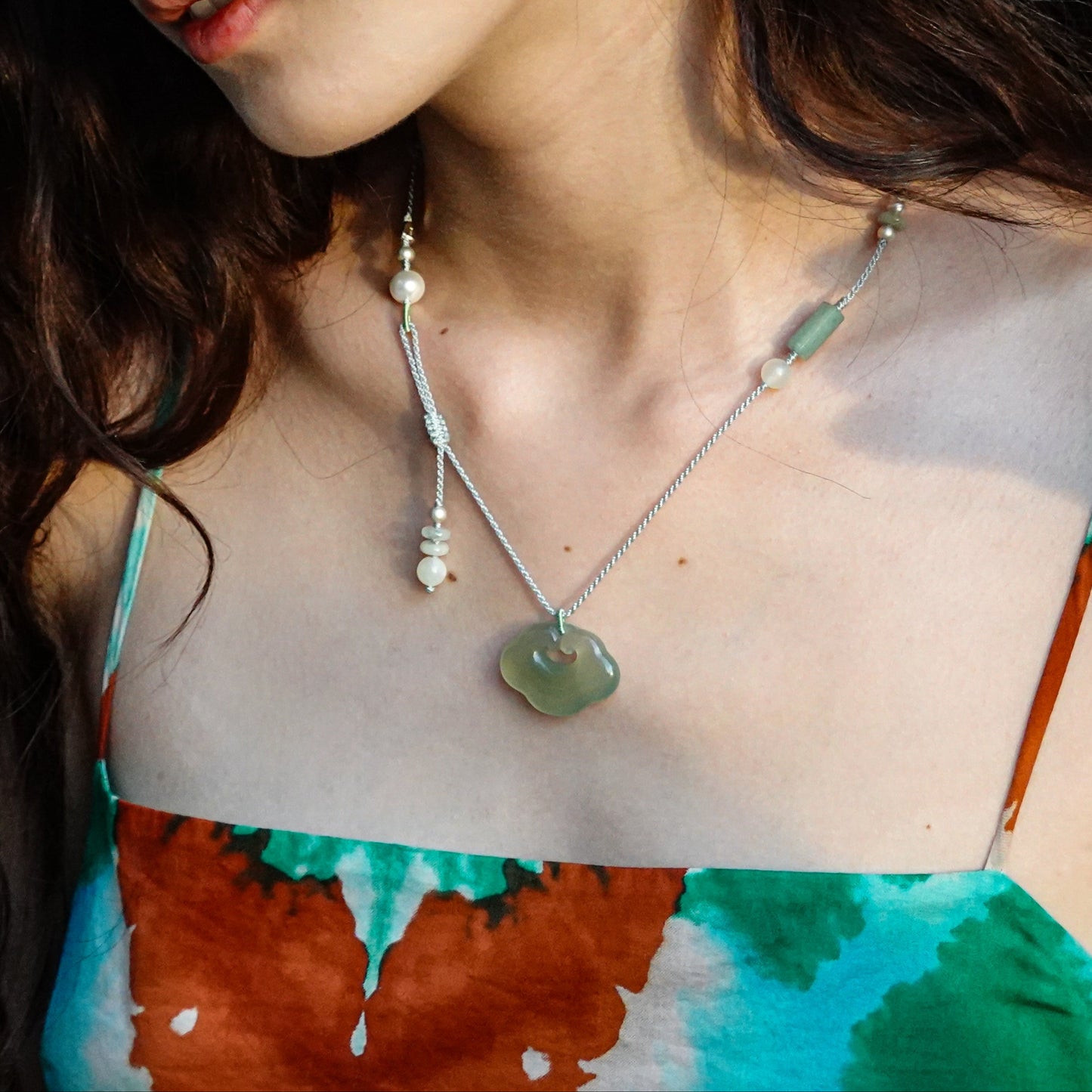 Yun | Braided Green Chalcedony Cloud Lock Necklace - Wood