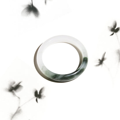 Born Once | "Between Mountains & Water" - Tianshan Jade Bangle Classic Round