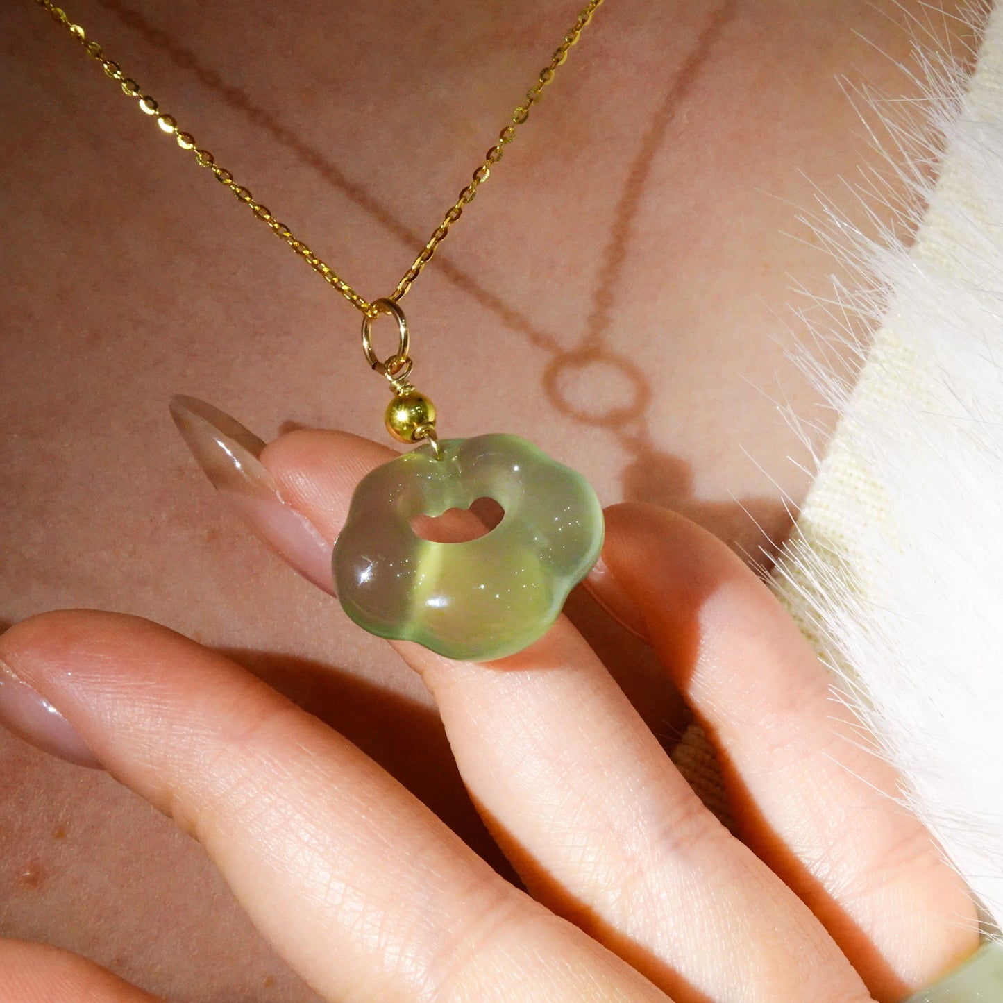 Yun | Jade Chalcedony Mini Cloud Lock Charm - Wood