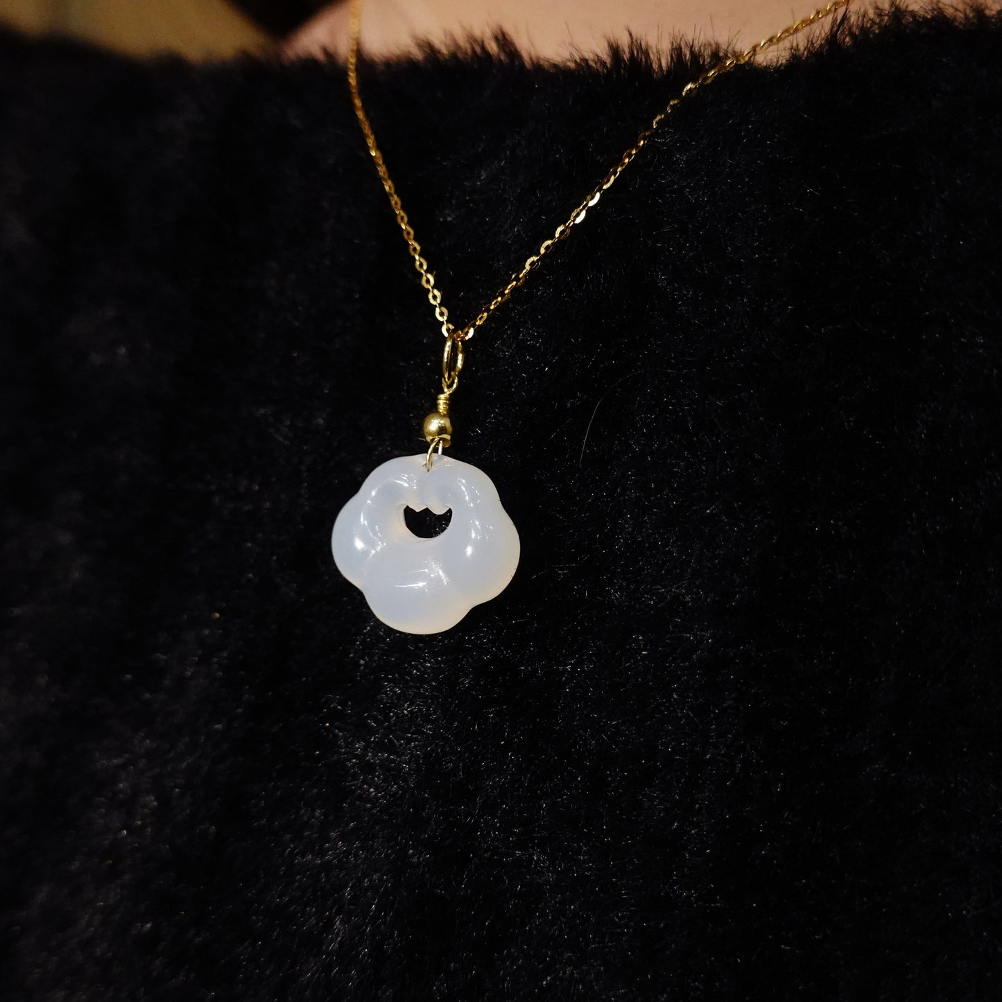 Yun | Ice Chalcedony Mini Cloud Lock Charm - Metal