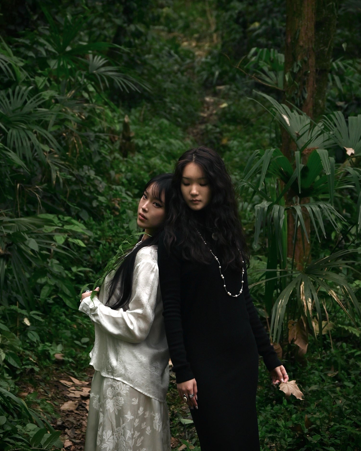 the founders of maison third, Riva and Phoebe at Mount Qingcheng